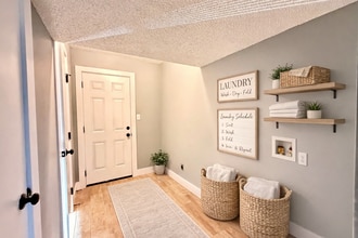 531 N Betty Jo Dr in Fayetteville, AR - Building Photo - Building Photo