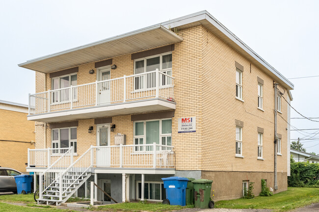 187 Pierre-Bertrand Boul in Québec, QC - Building Photo - Primary Photo