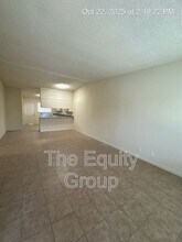 1140 W Tulare Ave in Visalia, CA - Building Photo - Building Photo