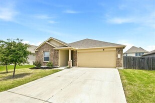 1001 Bluejack Wy in Hutto, TX - Building Photo