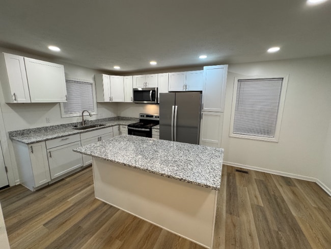 property at 1286 Stonegate Rd