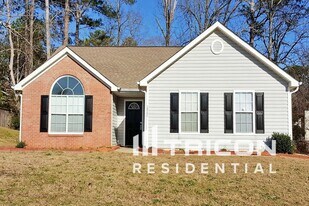 10162 Commons Way in Jonesboro, GA - Building Photo