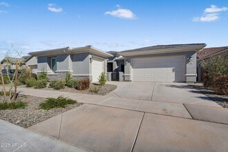 866 W Flatiron Trl in Apache Junction, AZ - Building Photo - Building Photo