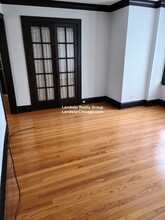 4514 N Wolcott Ave, Unit 2B in Chicago, IL - Building Photo - Building Photo