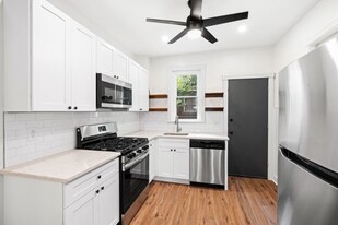 2528 S 63rd St in Philadelphia, PA - Building Photo