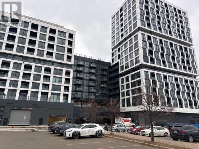 1007 The Queensway in Toronto, ON - Building Photo