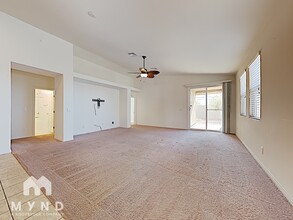 6829 Painted Morning Ave in Las Vegas, NV - Building Photo - Building Photo