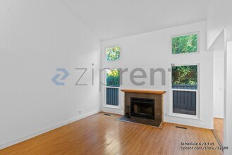 7472 Tulare Hill Ln in San Jose, CA - Foto de edificio - Building Photo