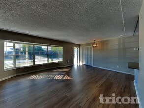 3516 E Roundtree Dr in Cocoa, FL - Building Photo - Building Photo