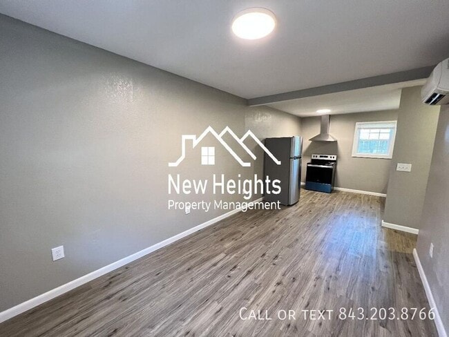 3317 Proctor St in North Charleston, SC - Building Photo - Building Photo