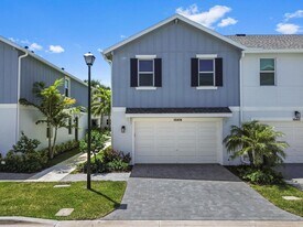 16404 Mirabell Mnr Ln in Westlake, FL - Building Photo