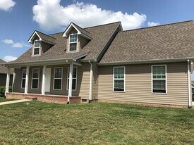 2015 Reserve Dr in Cookeville, TN - Building Photo