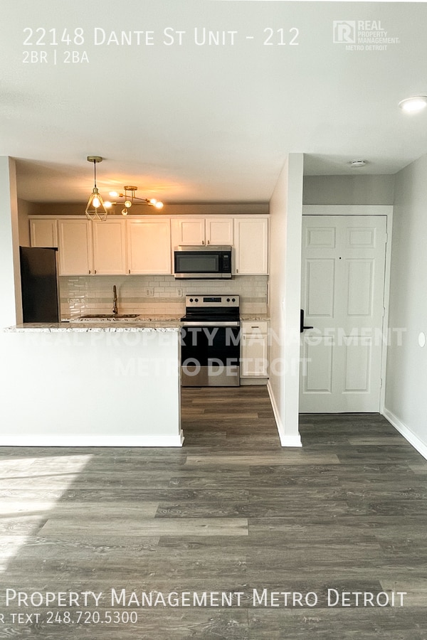 22148 Dante St in Oak Park, MI - Building Photo - Building Photo