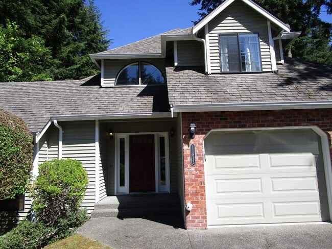 11813 16th Ave NW in Gig Harbor, WA - Building Photo - Building Photo