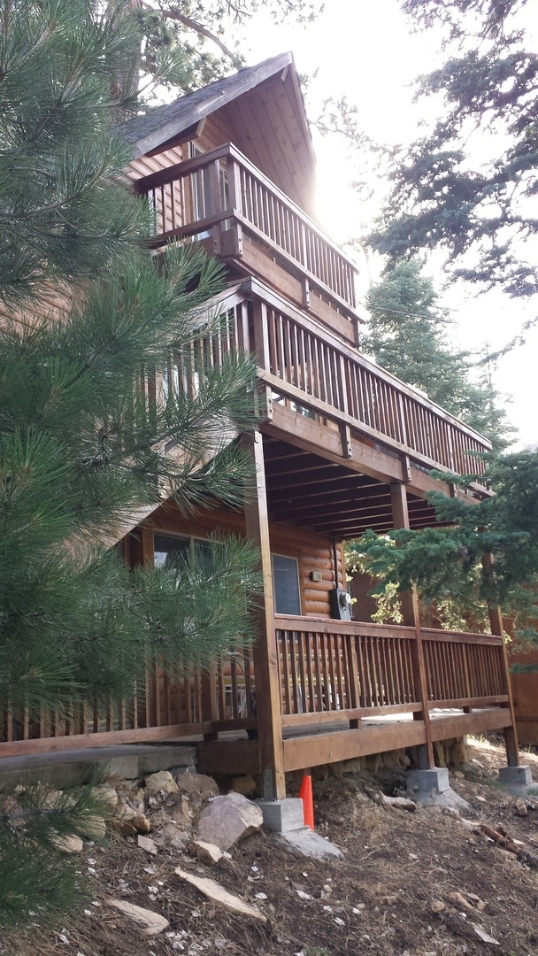 1184 Club View Dr in Big Bear Lake, CA - Building Photo - Building Photo