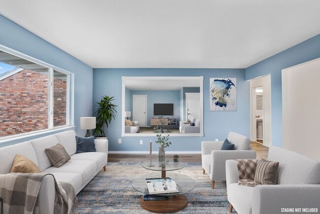 property at 250 N Raymond Rd
