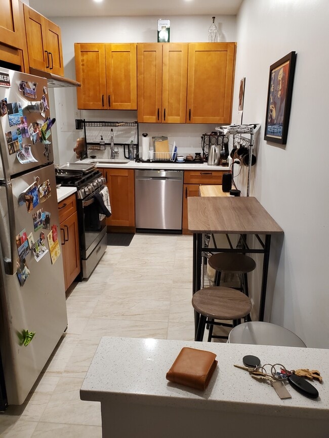 189 Chestnut Hill Ave, Unit 12