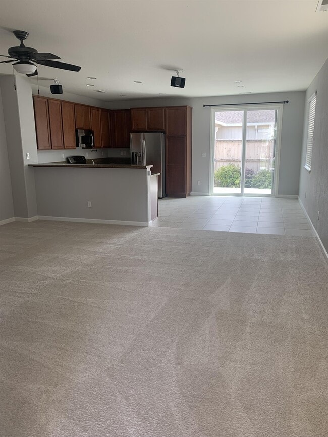 10676 Brittany Park Dr in Reno, NV - Building Photo - Building Photo