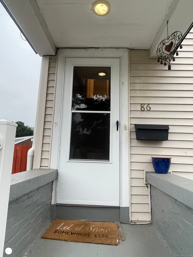 86 Webb St in Hamden, CT - Building Photo - Building Photo