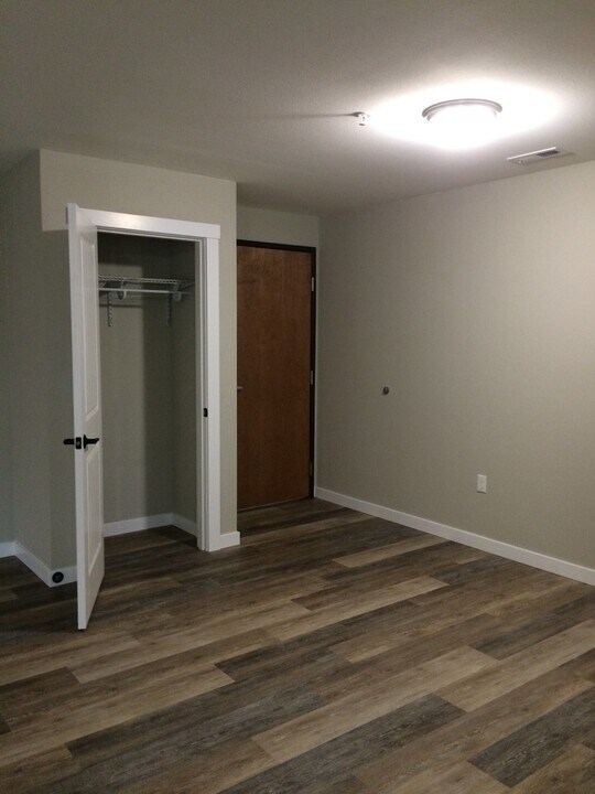 5819 NE 162nd Ave, Unit 5819 Unit C in Vancouver, WA - Building Photo