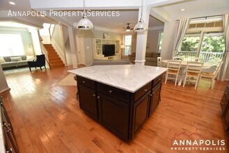 875 Nancy Lynn Ln in Arnold, MD - Building Photo - Building Photo