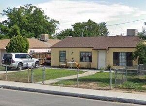 427 4th St in Bakersfield, CA - Building Photo - Building Photo