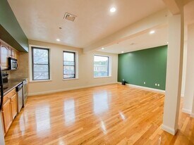 1014 Bennington St, Unit 3A in Boston, MA - Building Photo