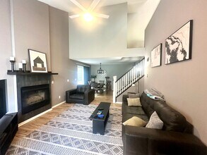 1775 Donegal Dr in Woodbury, MN - Building Photo - Building Photo