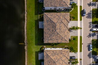 8709 Corvus Dr in Wellington, FL - Building Photo - Building Photo