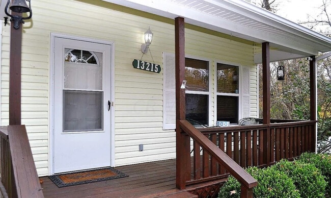 property at 13215 Elm Rd NE