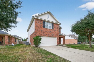 7507 Legacy Pines Dr in Cypress, TX - Building Photo - Building Photo