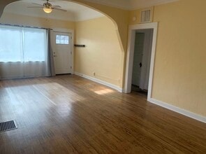 212 Teller Ave, Unit Upstairs in Grand Junction, CO - Foto de edificio - Building Photo