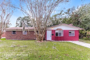 5110 Dostie Dr S in Jacksonville, FL - Building Photo