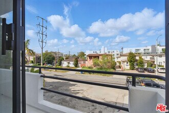 1826 Overland Ave in Los Angeles, CA - Building Photo - Building Photo