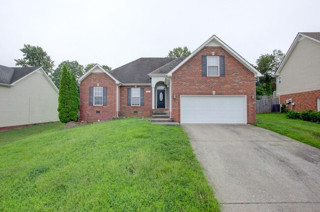 1161 Channelview Dr in Clarksville, TN - Building Photo - Building Photo