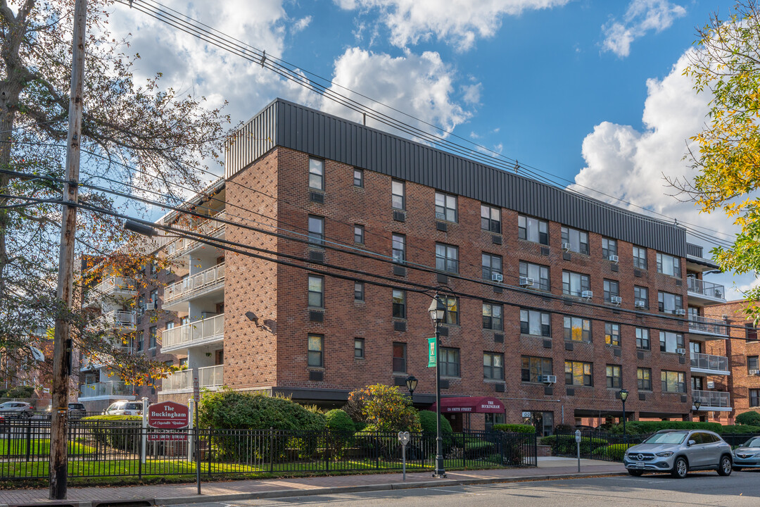 Rodney's Place in Freeport, NY - Foto de edificio