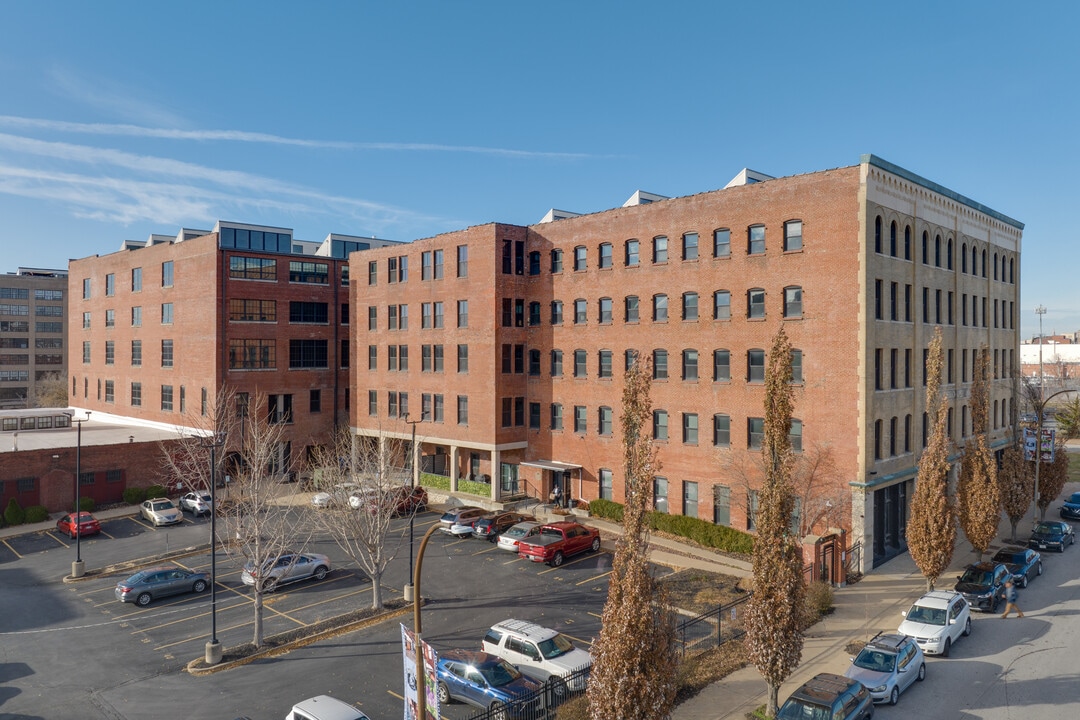 Majestic Stove Lofts in St. Louis, MO - Foto de edificio