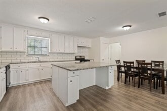 3550 Mirror Ct in Spring, TX - Building Photo - Building Photo