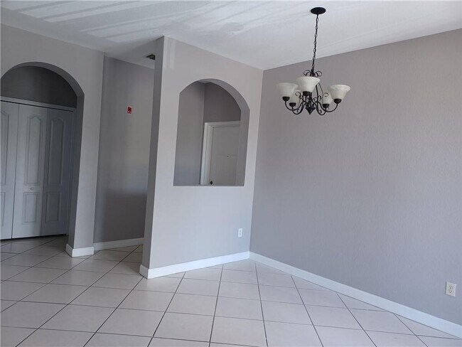 4321 SW 160th Ave in Miramar, FL - Building Photo - Building Photo