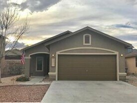 11269 Bullseye St in El Paso, TX - Building Photo