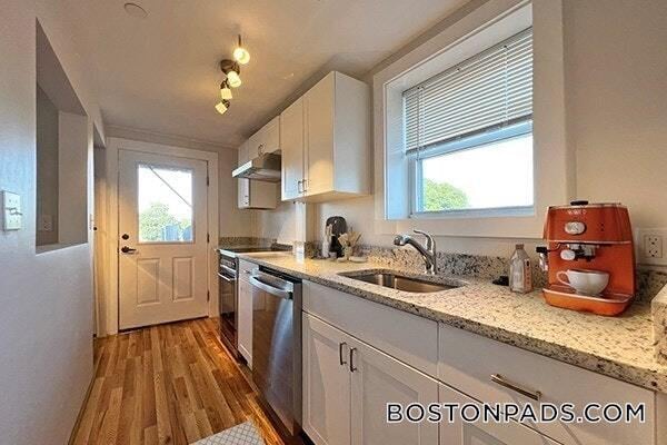 278 Cabot St