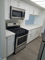 731 S Detroit St in Los Angeles, CA - Building Photo