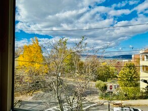 56 Windle Park, Unit 1 in Tarrytown, NY - Building Photo - Building Photo