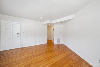 20 Richardson Ave in San Francisco, CA - Building Photo - Building Photo