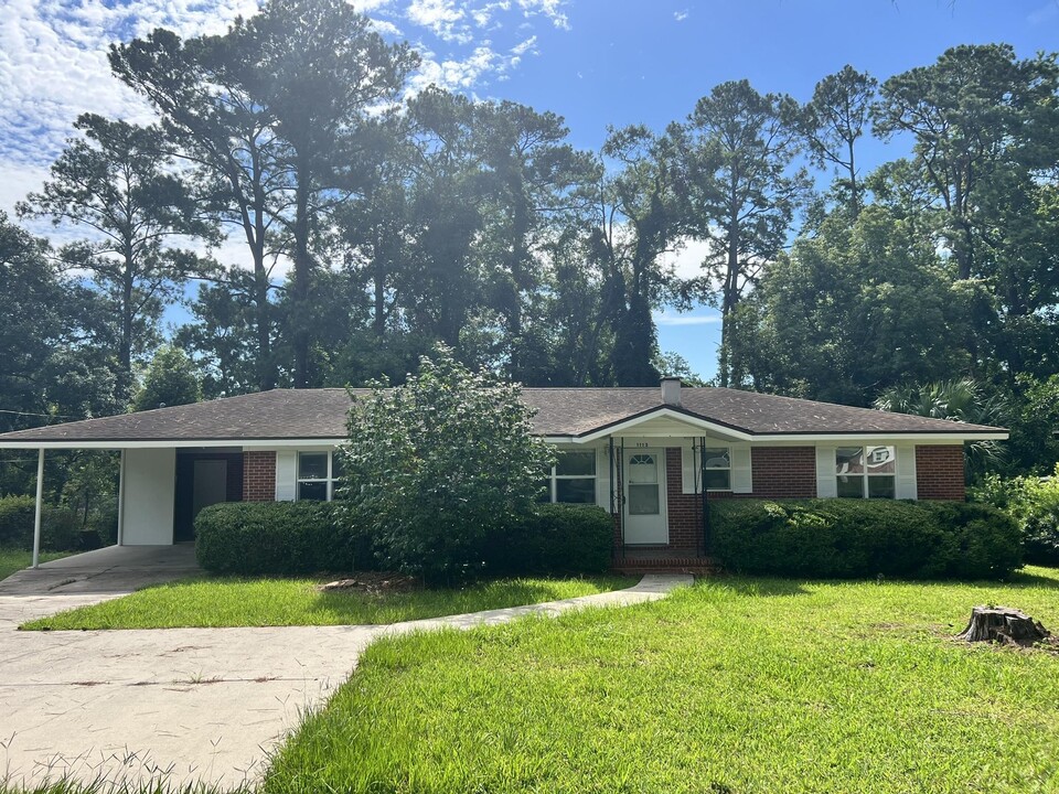 1113 Beachum Dr in Tallahassee, FL - Building Photo