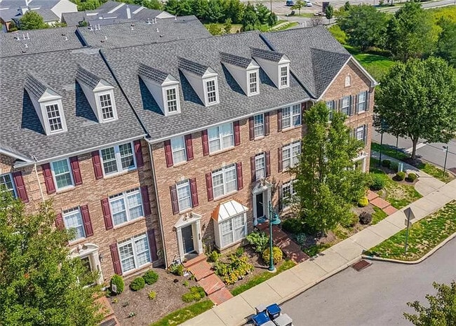 property at 4019 Village Run Rd