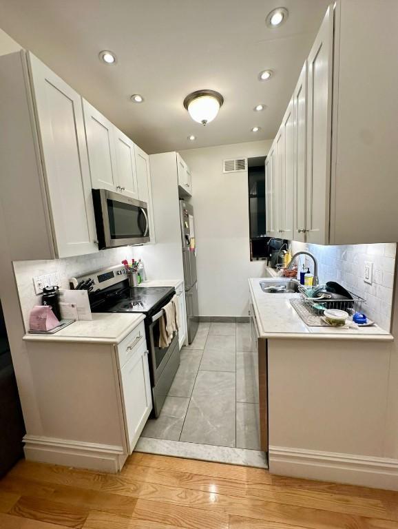 property at 1720 2nd Ave