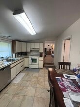 25 Delaware Ave in West Pittston, PA - Building Photo - Building Photo