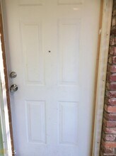 6500 Raymond Dr in Union City, GA - Building Photo - Building Photo