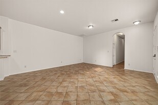 14927 Tuttle Point Dr in Houston, TX - Building Photo